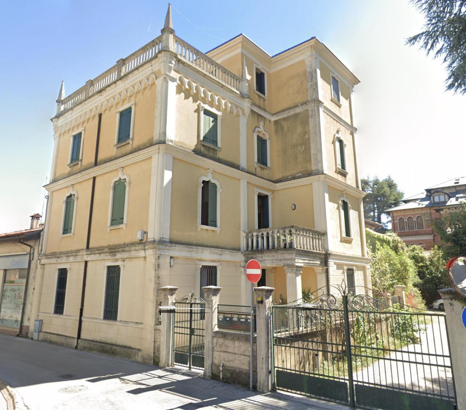Civico 18 Bed and Breakfast Bassano del Grappa Eksteriør billede